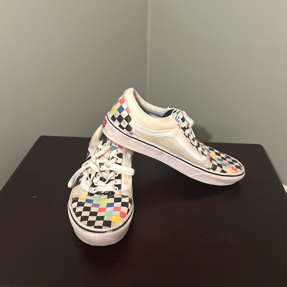VANS MOMA ComfyCush Era Colorful Checkerboard Men's 10.5 Women's 12 White